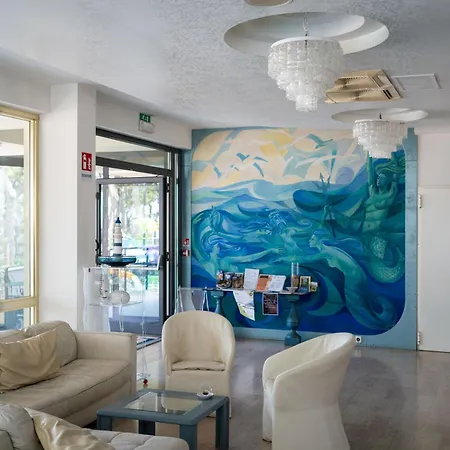 Atlantic Hotel 3*