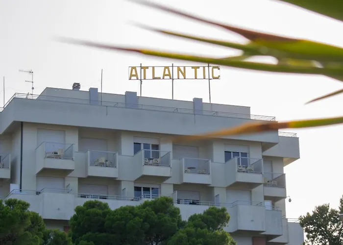 Atlantic Hotel 3*