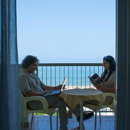 فندق Atlantic جوليانوفا
