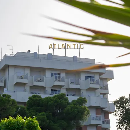 Atlantic Hotel 3*
